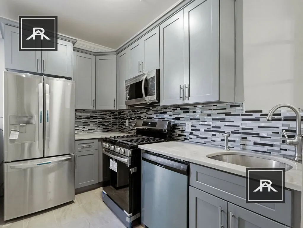 330 Saint Paul St, North Brookline