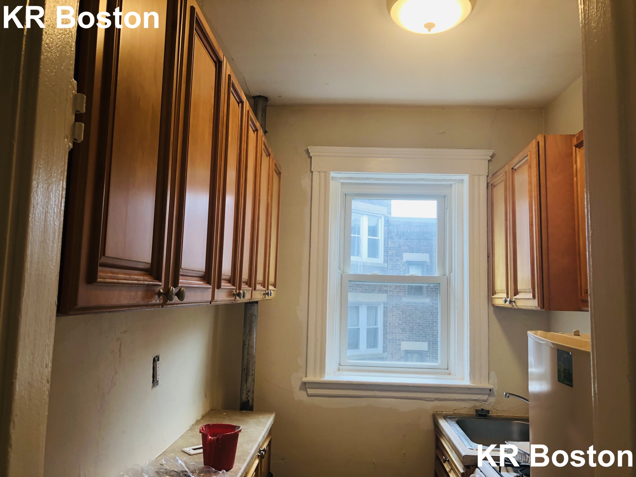 1 split bed, 1 bath apartment for rent at 1468 Commonwealth Ave Unit 9, Brighton — photo 4 of 6