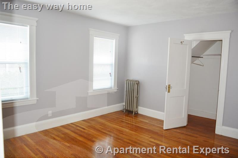 169 Harvard St, Tufts