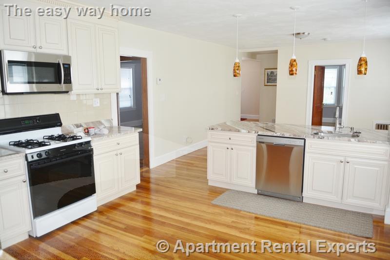 169 Harvard St, Tufts