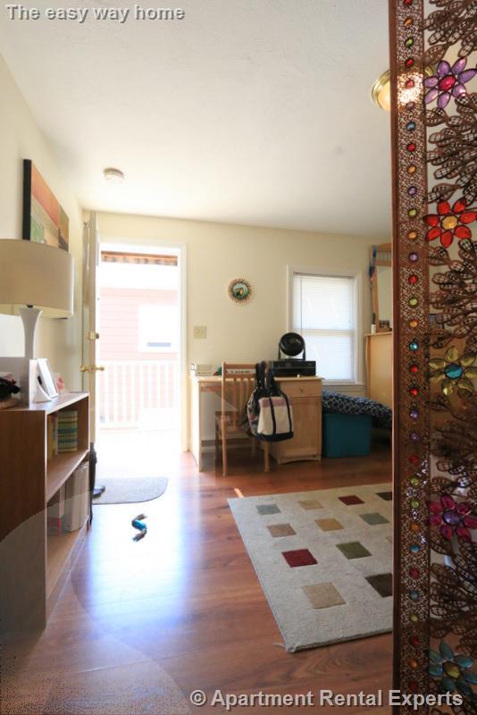 128 Pine St, Central Square