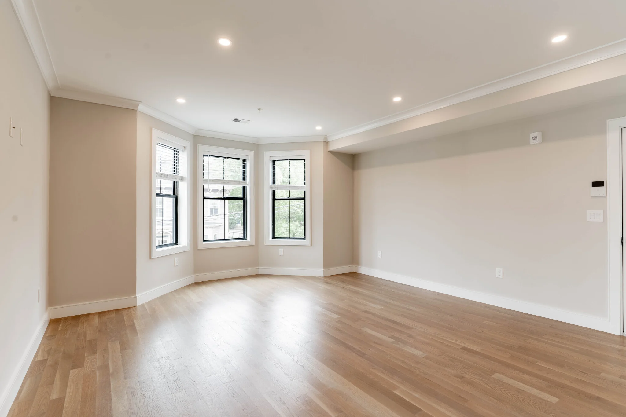 283 Lamartine St, Jamaica Plain