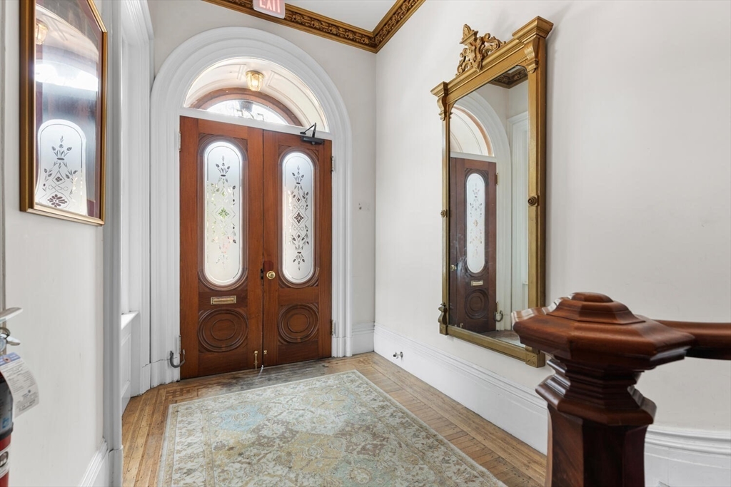 565 Massachusetts Ave, South End