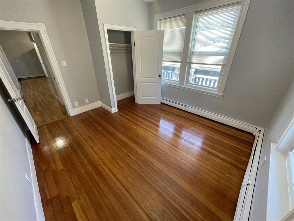 330 Western Ave, Riverside