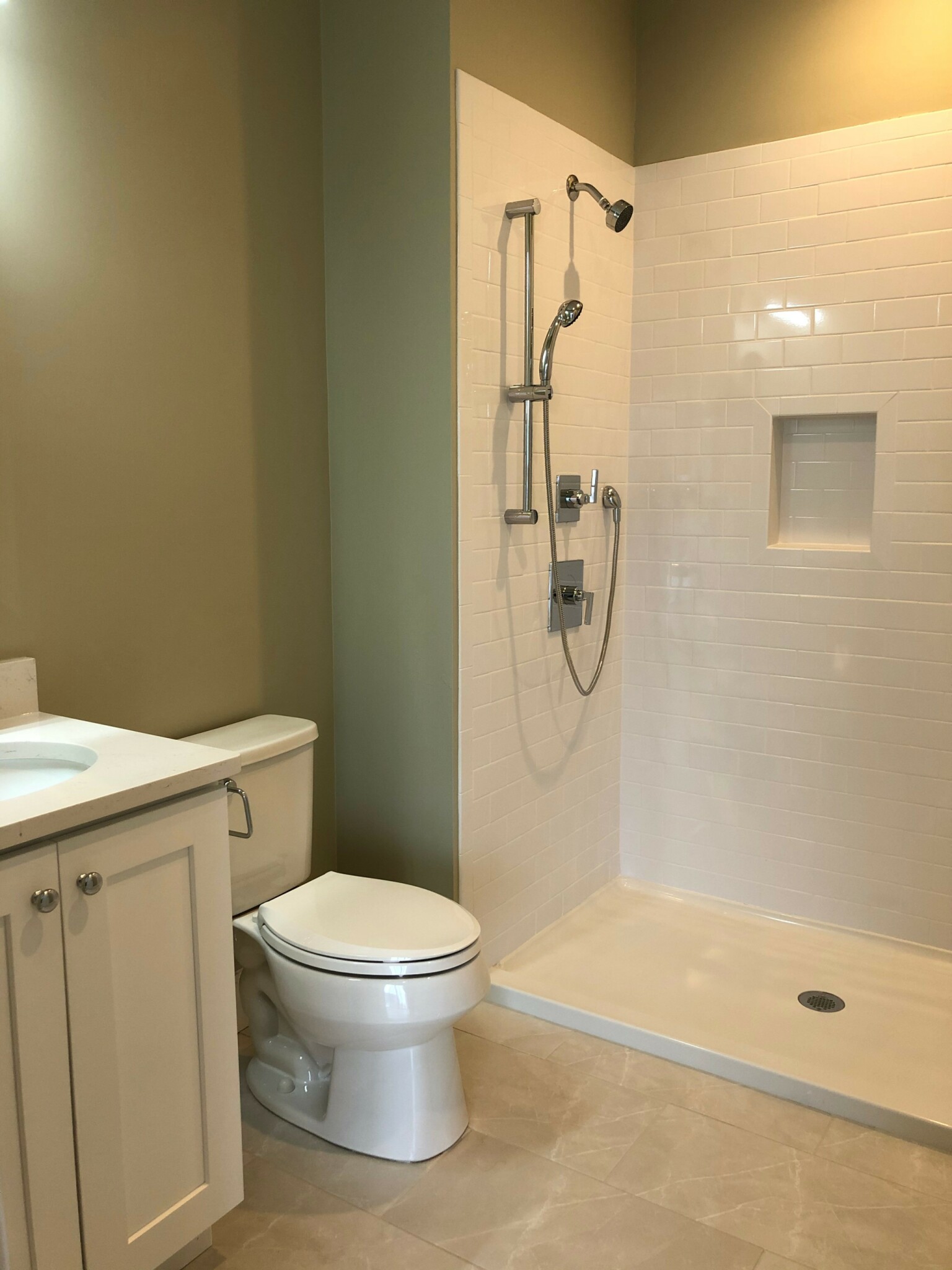 1 bed, 1 bath apartment for rent at 1457 Tremont St Unit 409, Mission Hill — photo 2 of 3