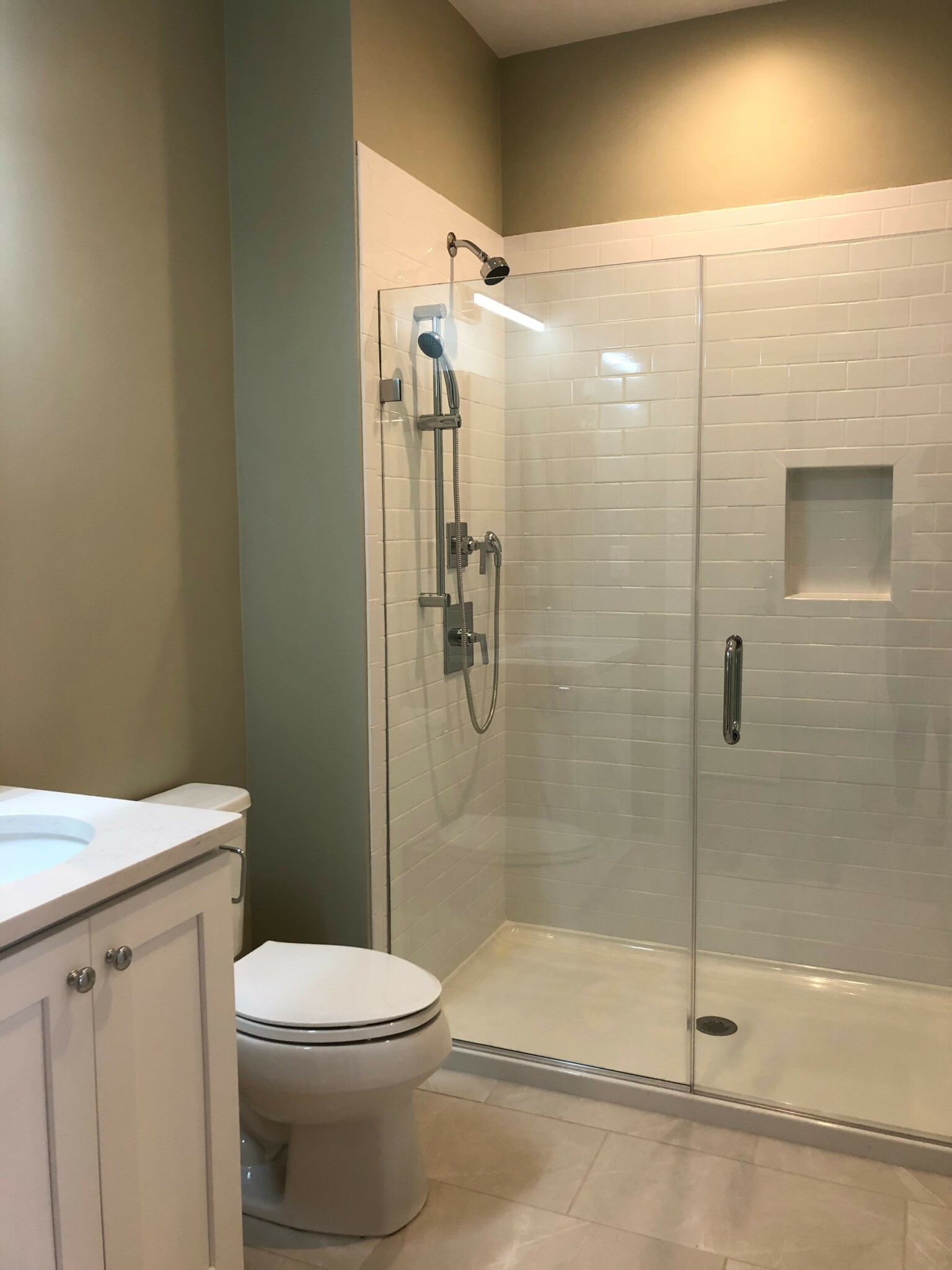 1 bed, 1 bath apartment for rent at 1457 Tremont St Unit 506, Mission Hill — photo 3 of 3