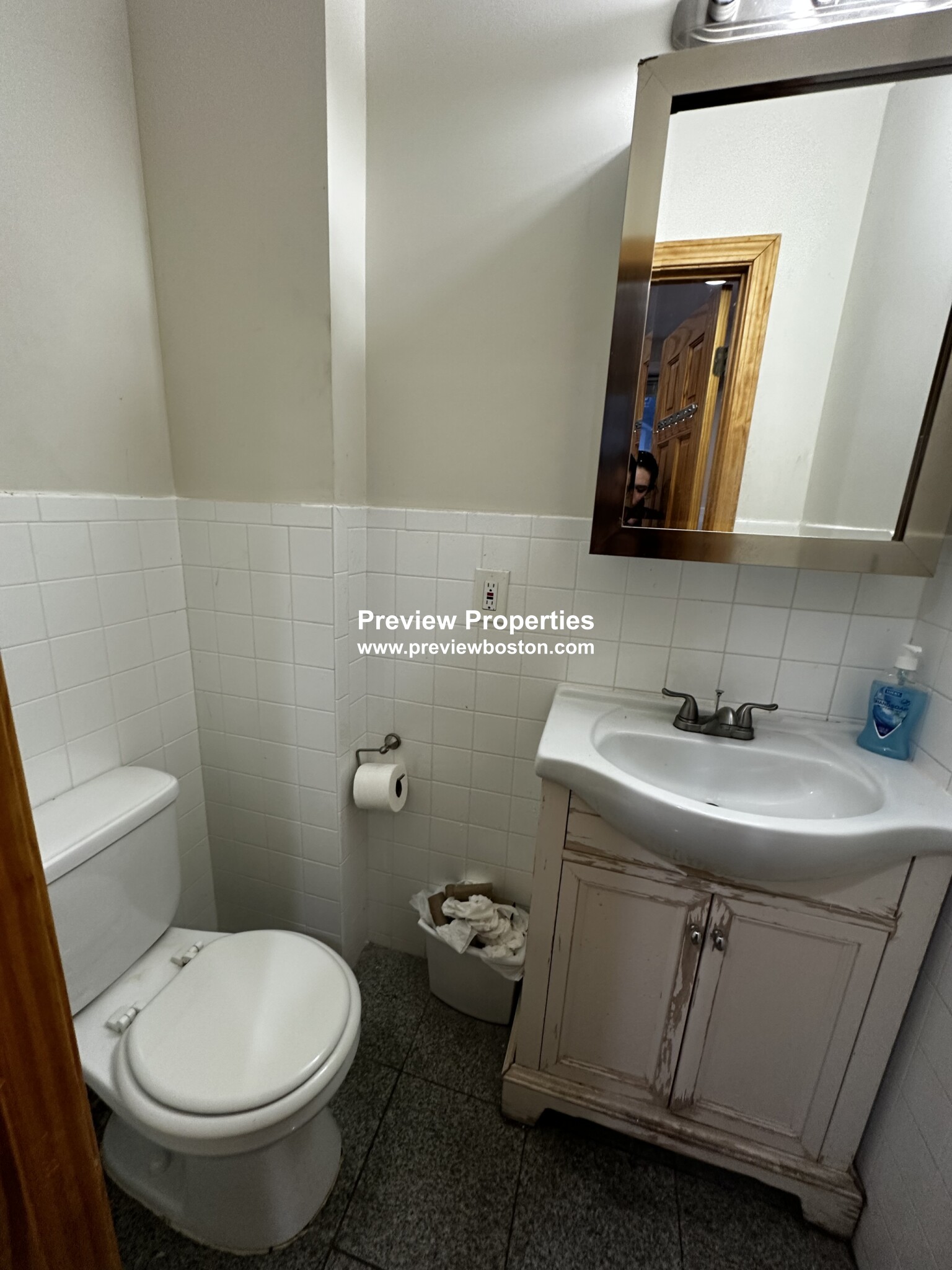10 Moreland, Roxbury