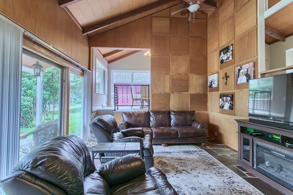 147 Washington, East Methuen