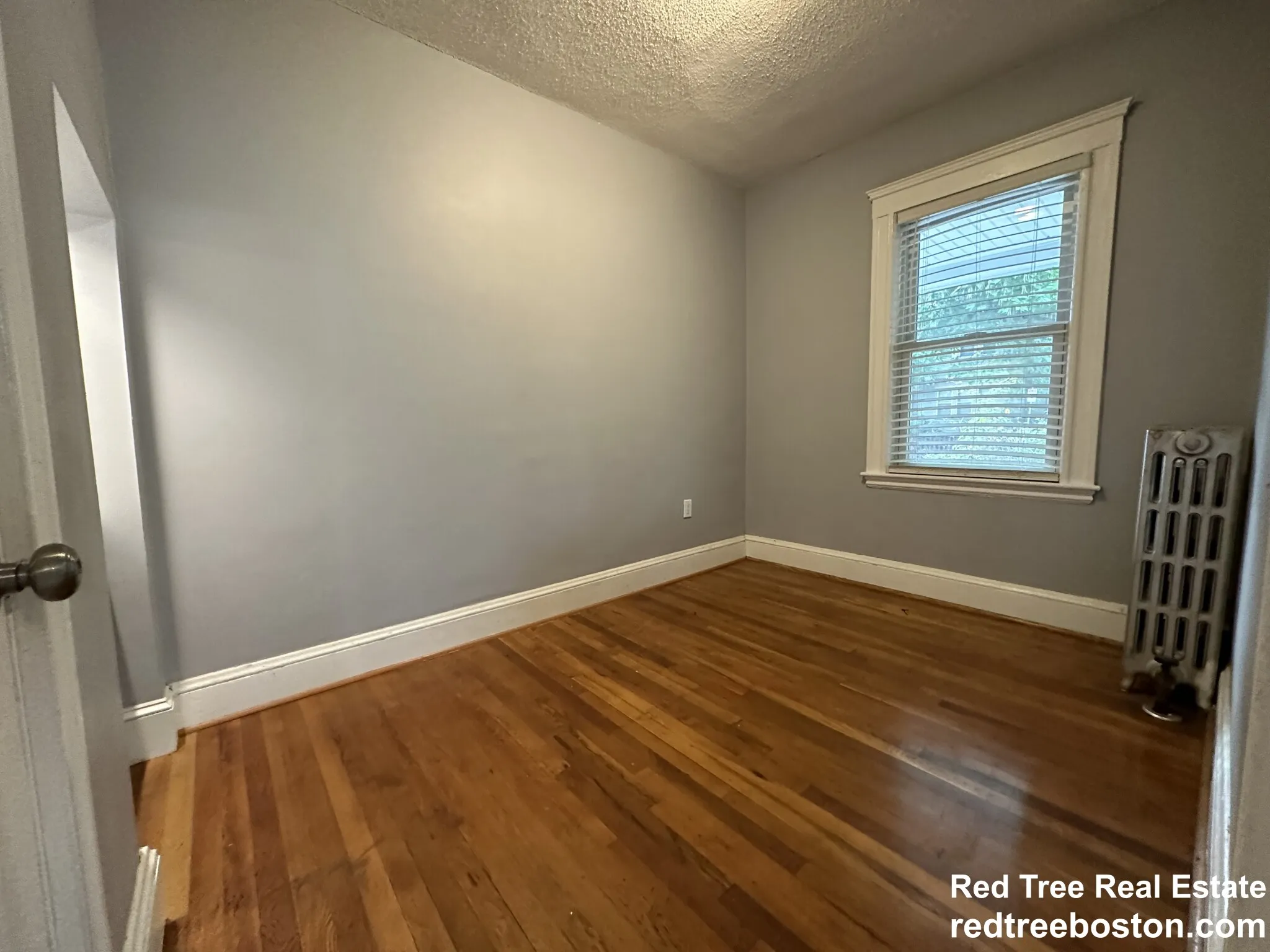 42 Day St, Jamaica Plain