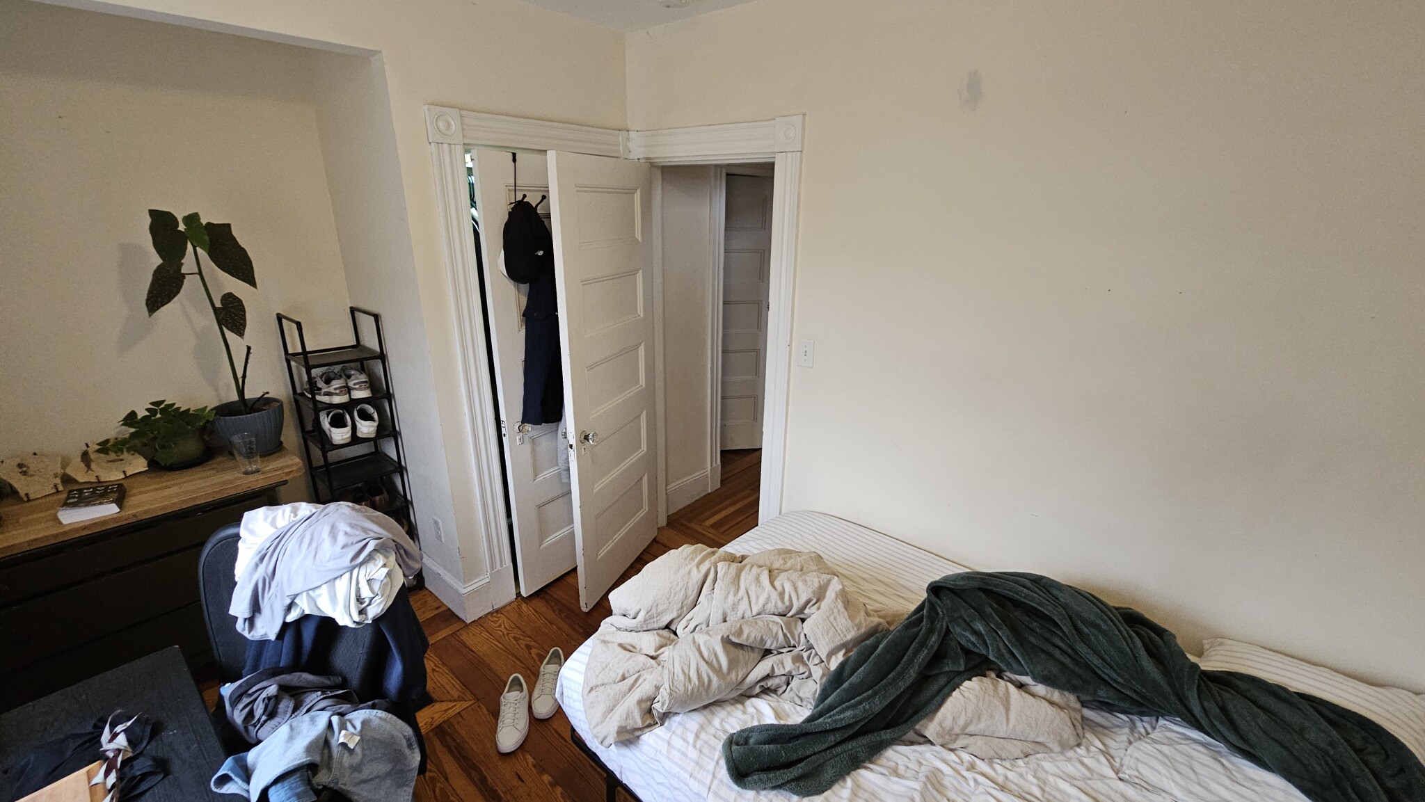 6 bed, 2.5 bath apartment for rent at 11 Woodstock Ave Unit 1, Brighton — photo 7 of 16
