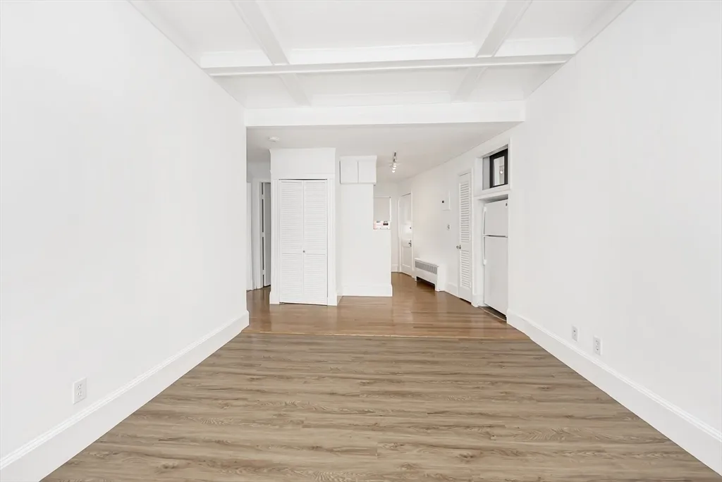 1730 Commonwealth Ave, Brighton