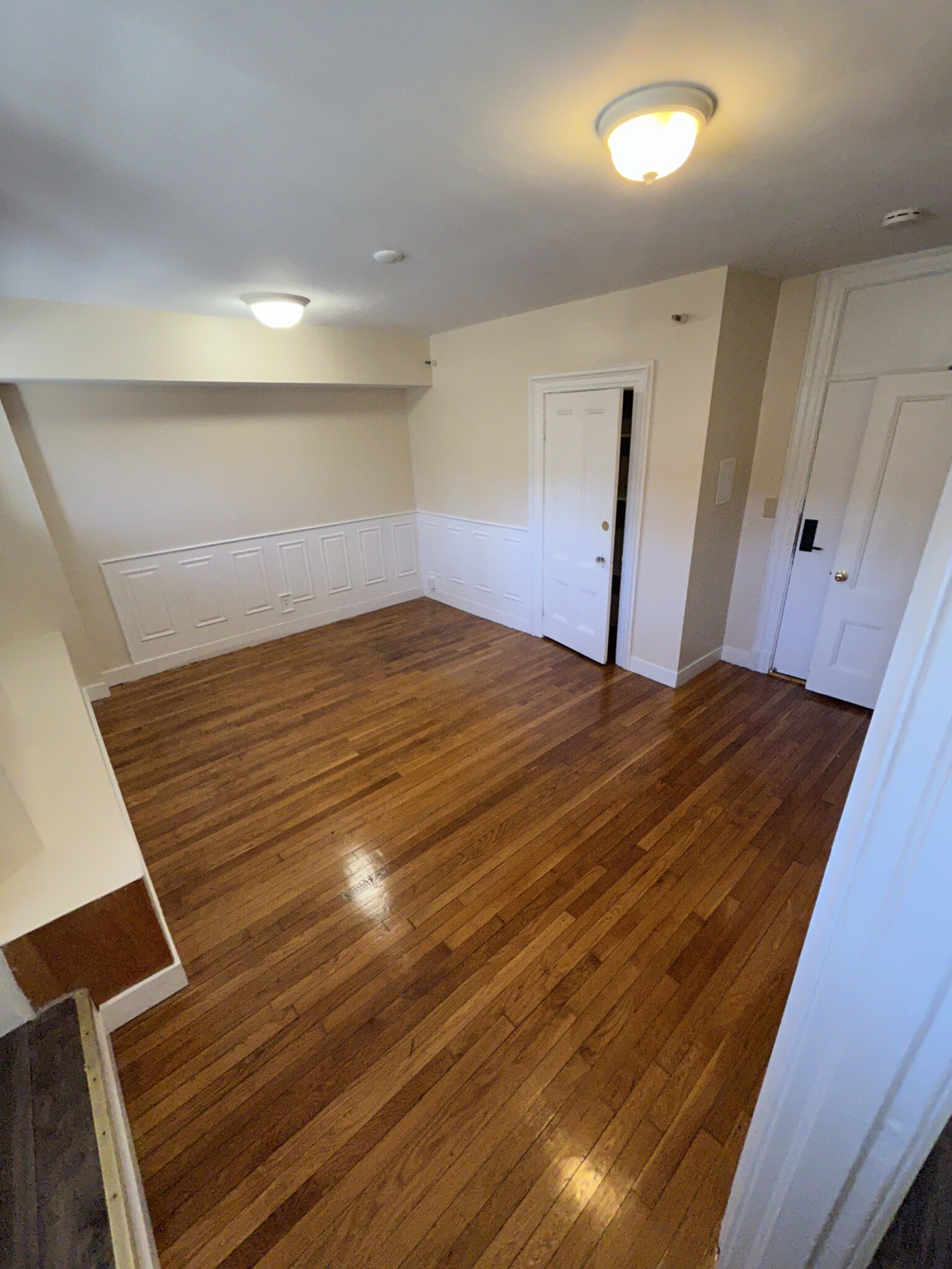 Studio bed, 1 bath apartment for rent at 1470 Beacon St Unit B.,, Coolidge Corner