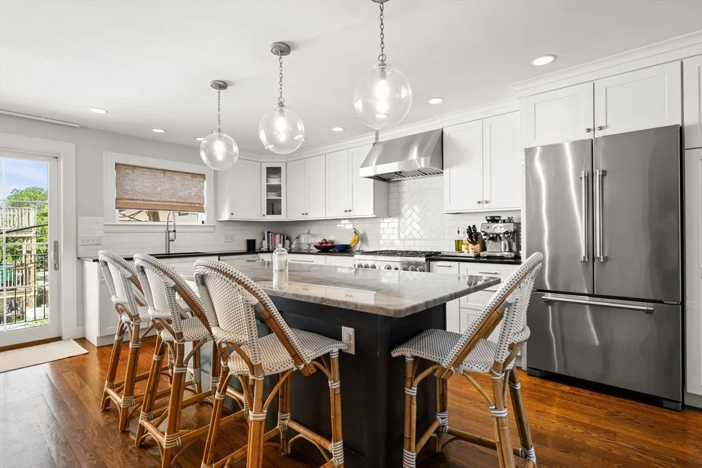 530 E 3rd St, South Boston