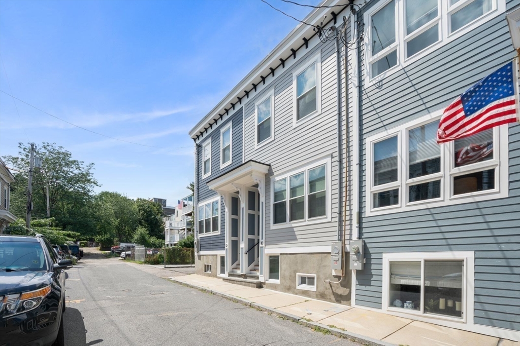 12 Colebrook St, South Boston