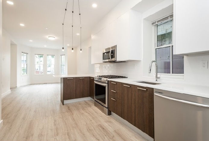 4 bed, 3 bath apartment for rent at 1474 Tremont St Unit 2, Mission Hill — photo 7 of 12