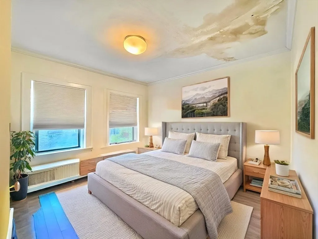 1466 Commonwealth Ave, Brighton