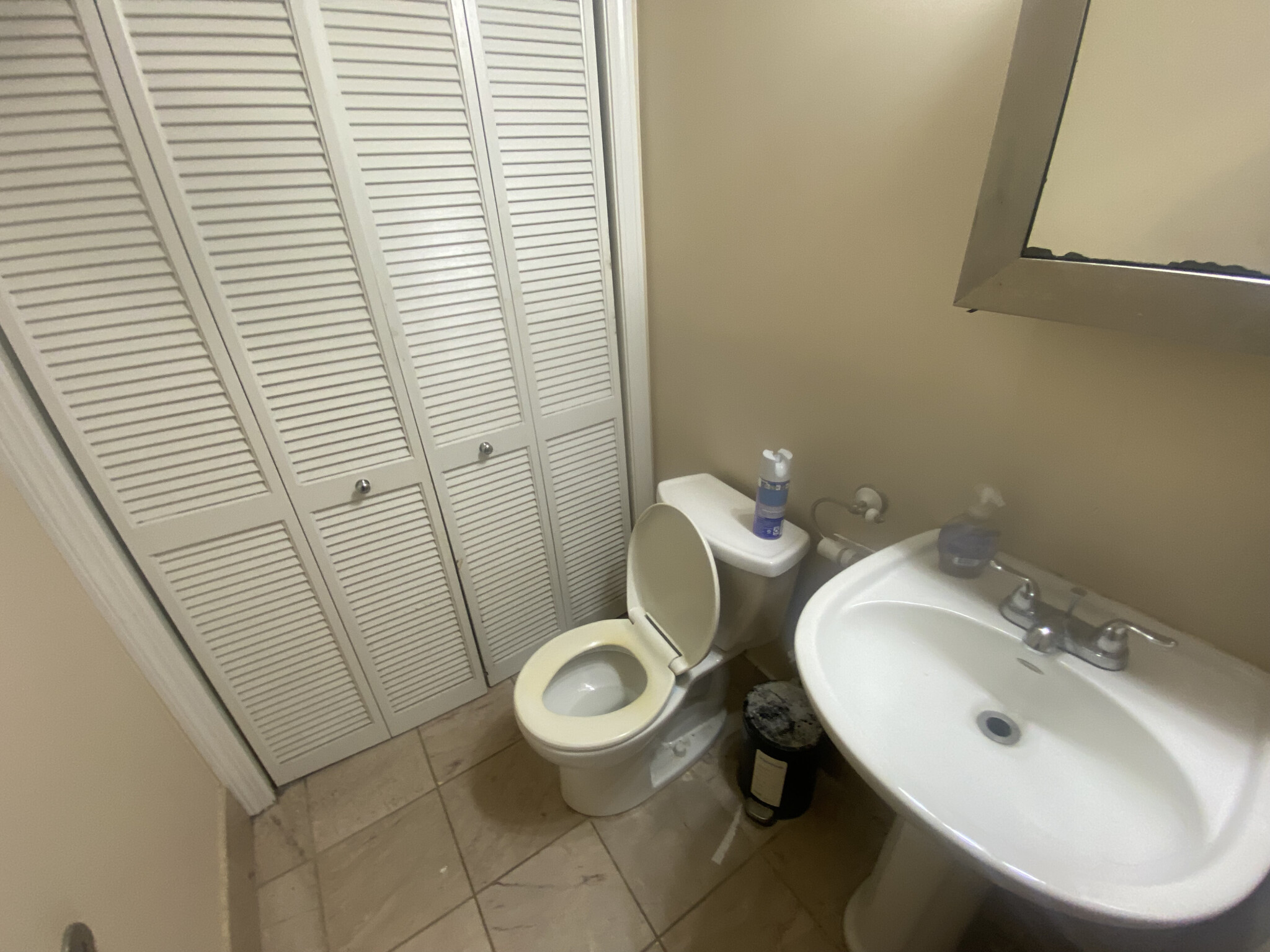 30 Circuit St, Roxbury