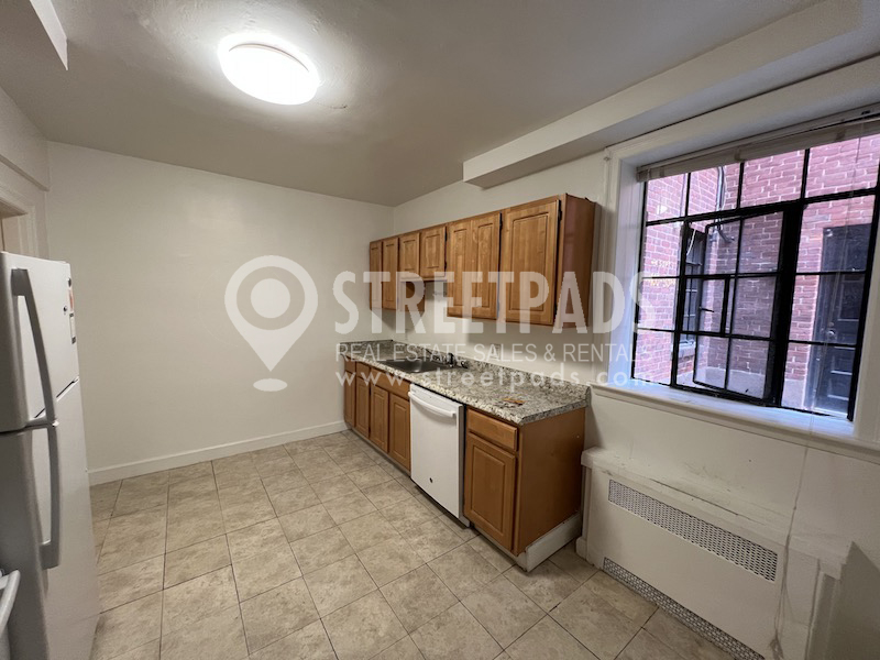 100 Sewall Ave, Brookline