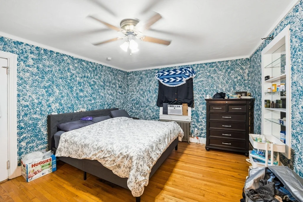 181 Park St, North Attleboro