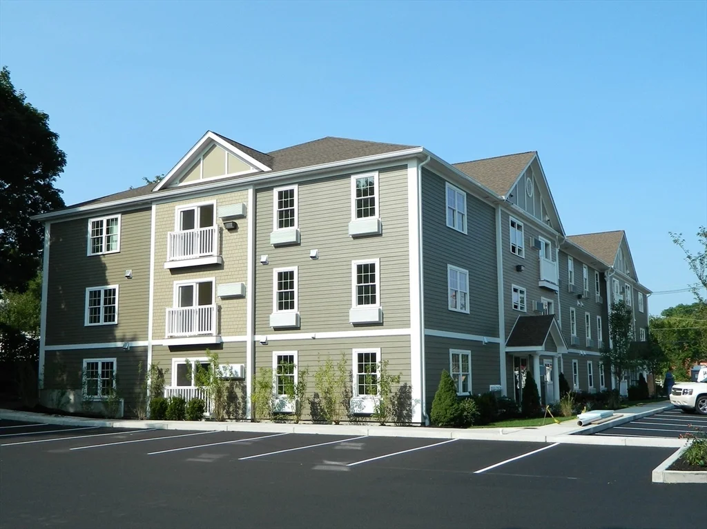 205 Elm St, Quincy Center