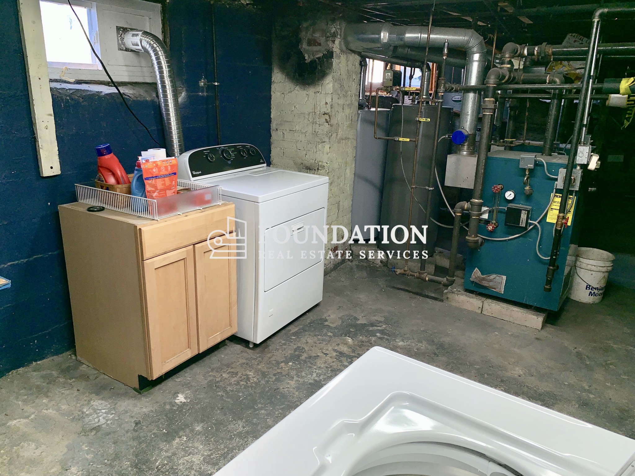 2 bed, 1 bath apartment for rent at 148 Faneuil St , #2 Unit 2, Brighton — photo 6 of 17