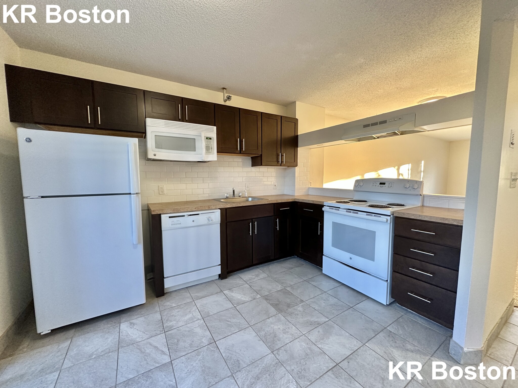 2 bed, 1.5 bath apartment for rent at 143 North Beacon St Unit A3, Brighton — photo 5 of 5