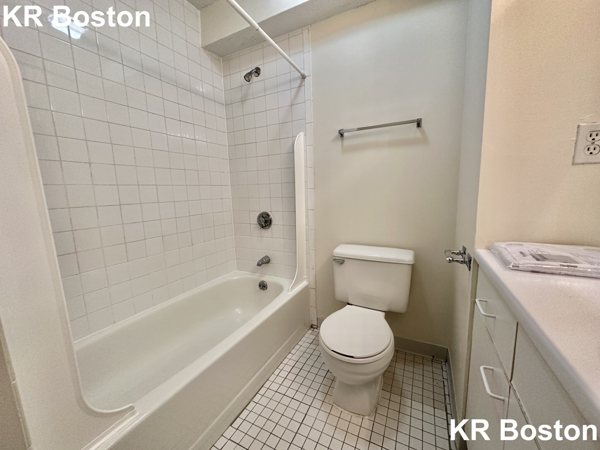 2 bed, 1.5 bath apartment for rent at 148 North Beacon St Unit A2, Brighton — photo 5 of 8