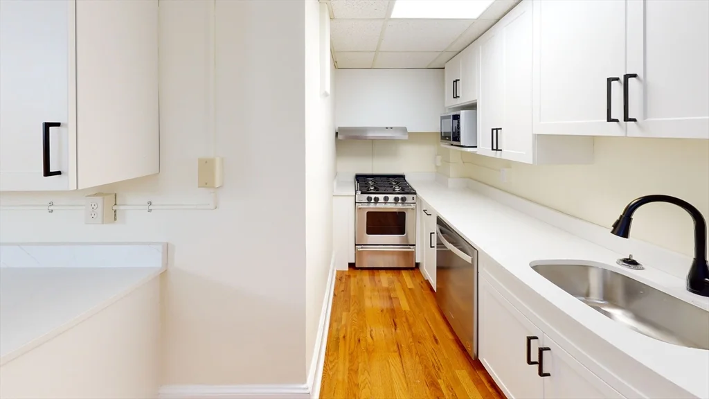 1401 Beacon, Coolidge Corner