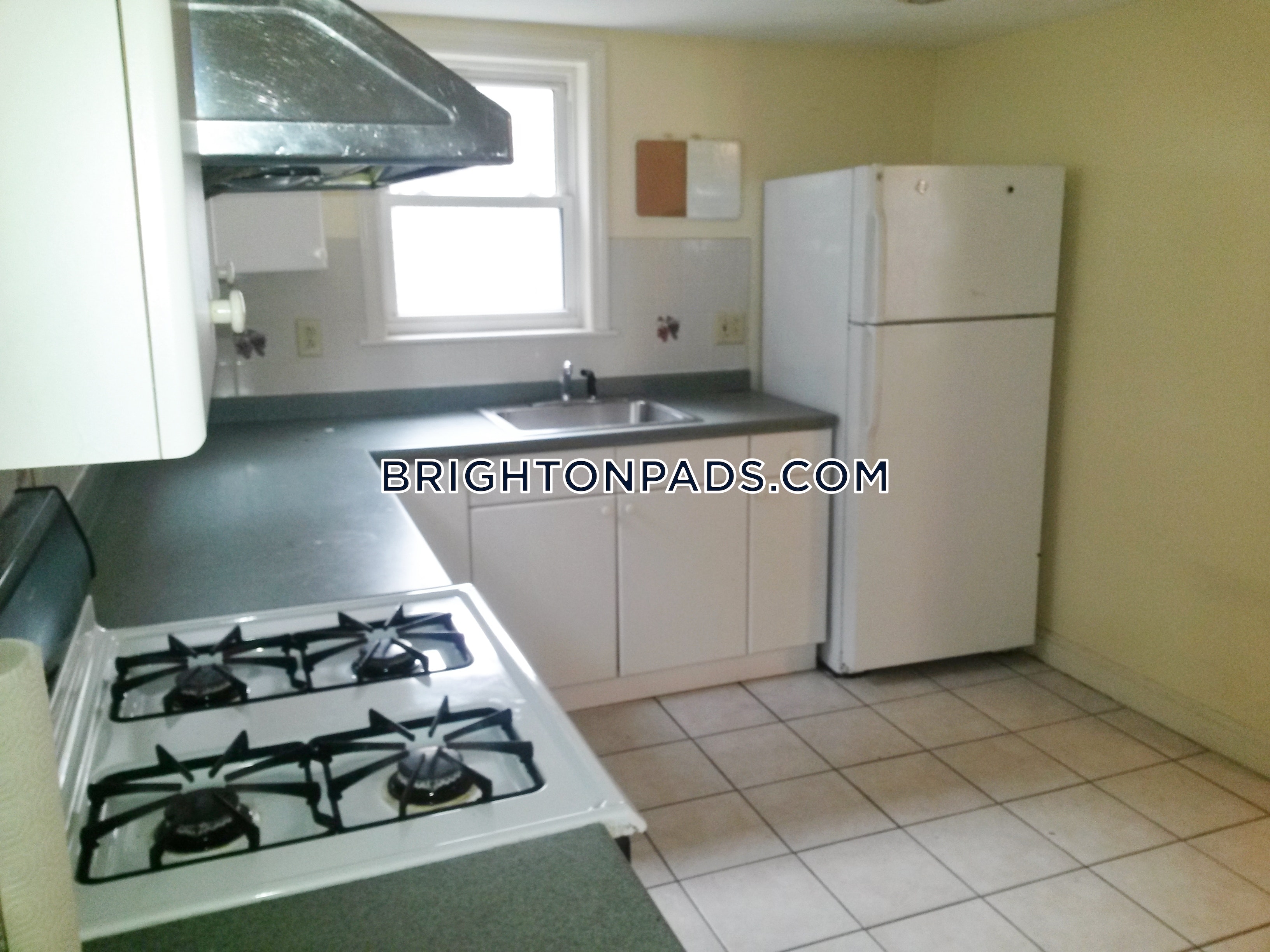 2 bed, 1 bath apartment for rent at 2 Platt Rd Unit 1, Brighton — photo 18 of 49