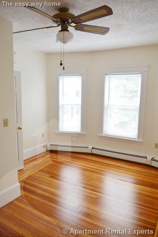 52 Simpson Ave, Davis Square