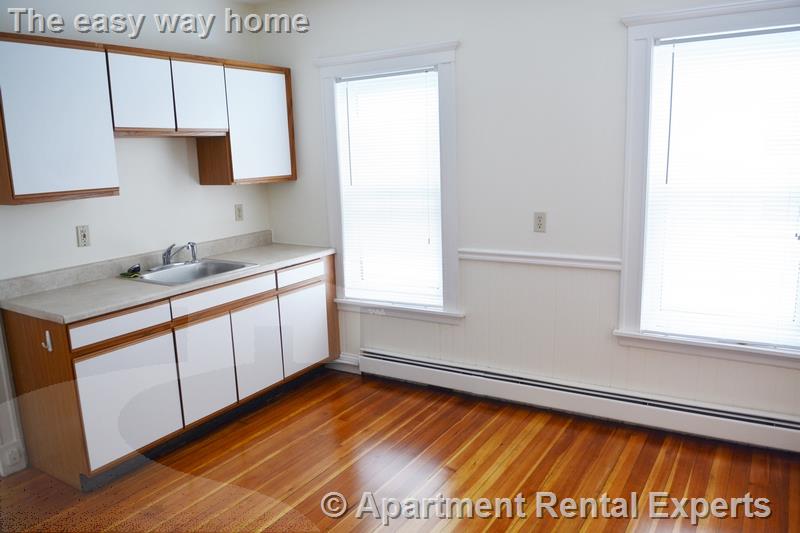 52 Simpson Ave, Davis Square