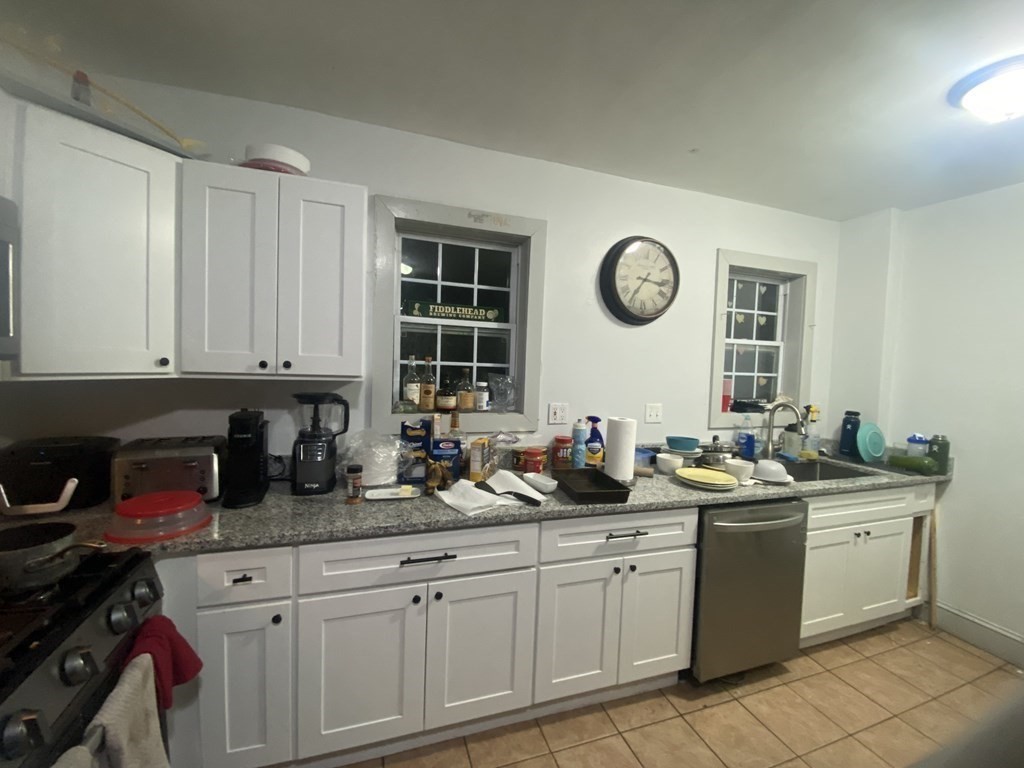 46 Ashford St, Allston