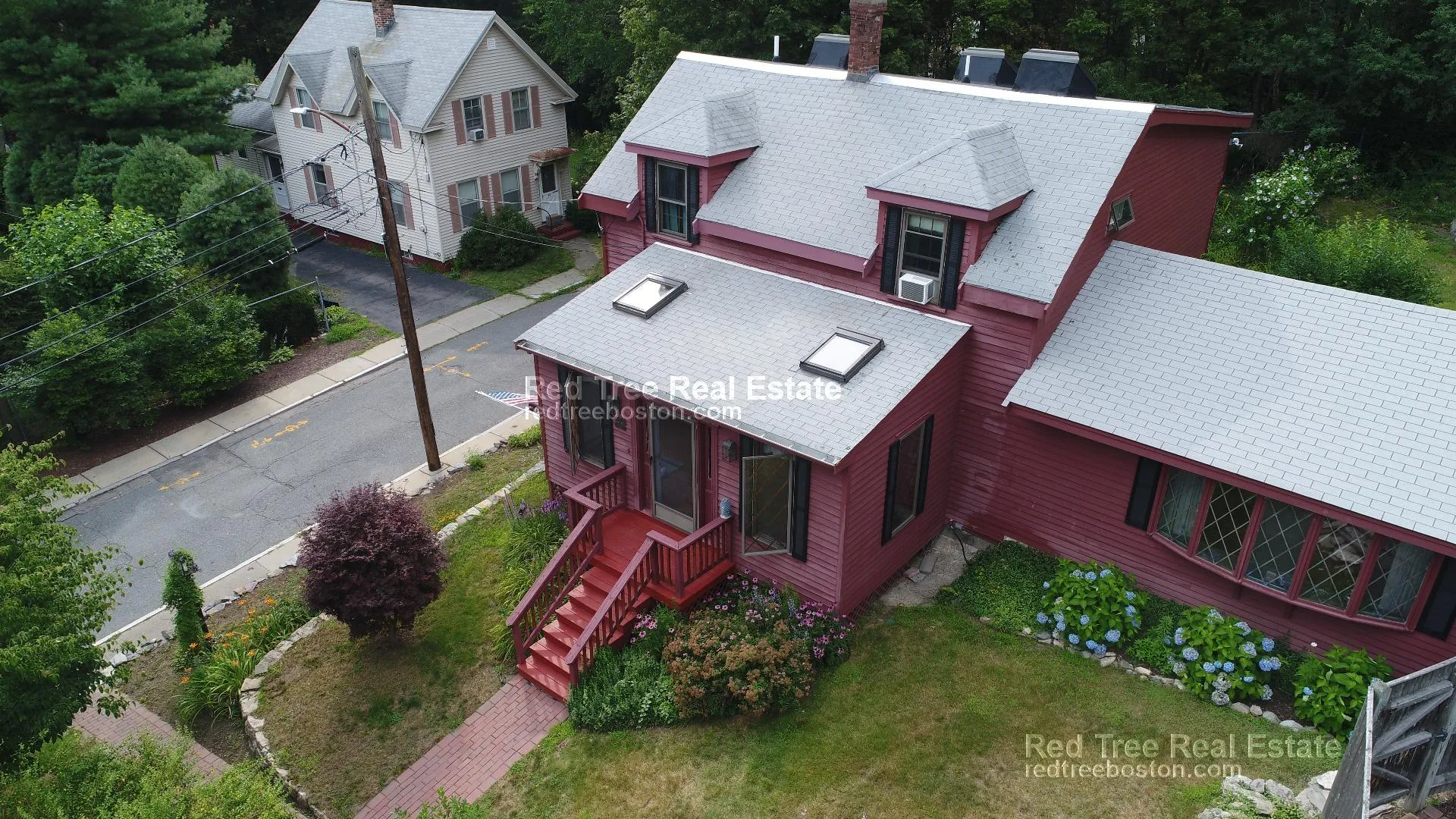 63 Johnson St, West Roxbury