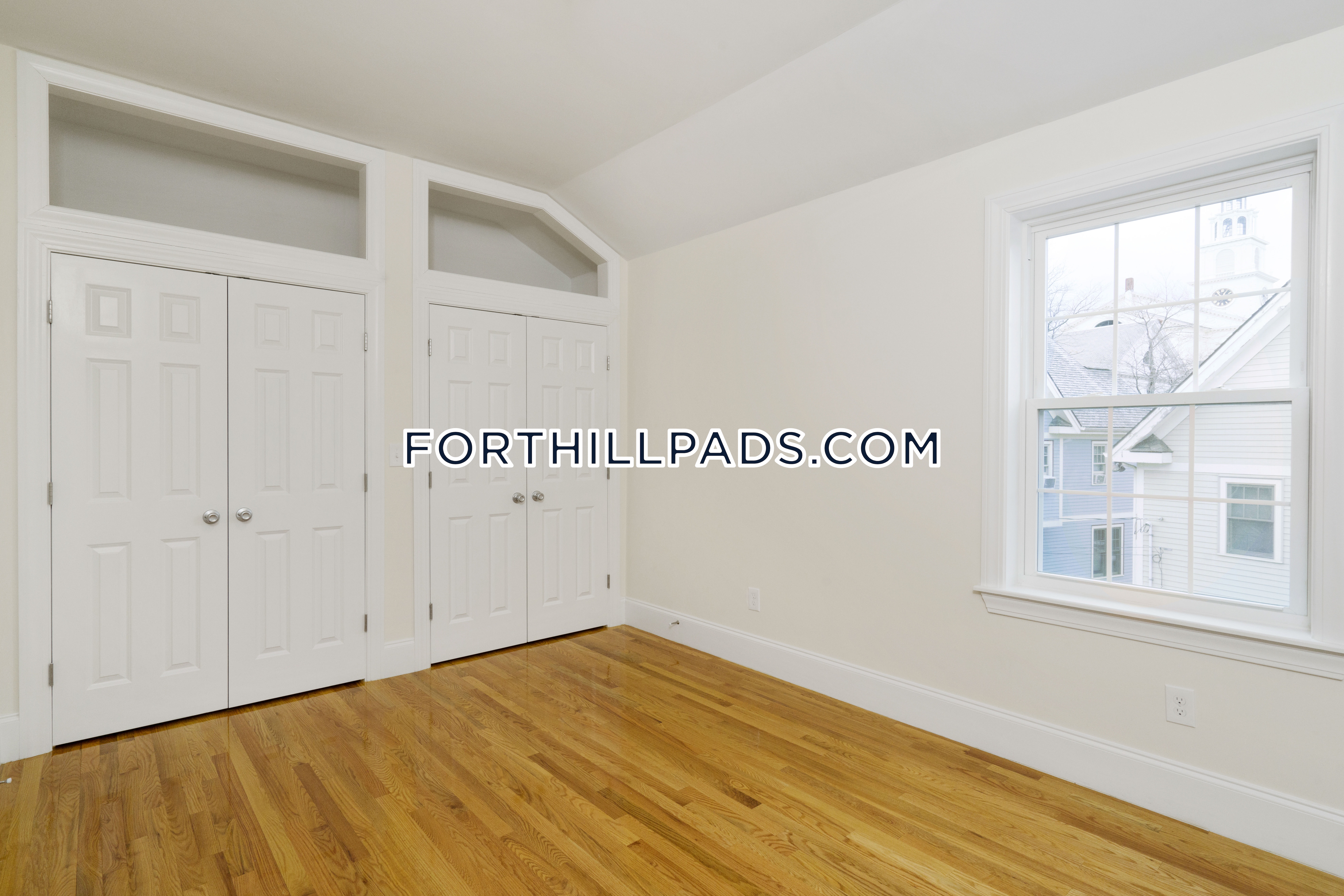 4 bed, 2.5 bath apartment for rent at 130 Roxbury St Unit 1, Roxbury — photo 14 of 24