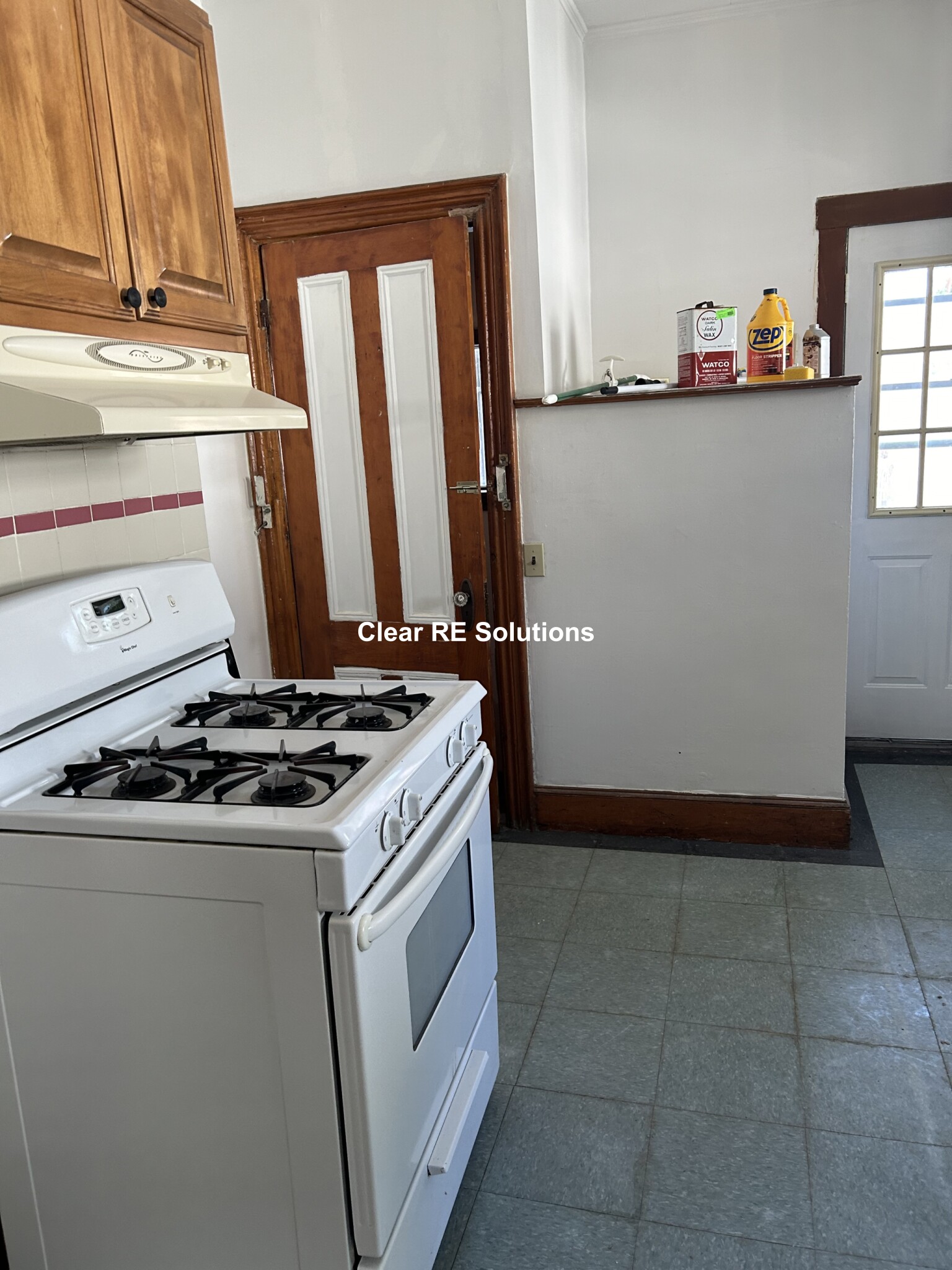 2 Arcadia St, Jamaica Plain