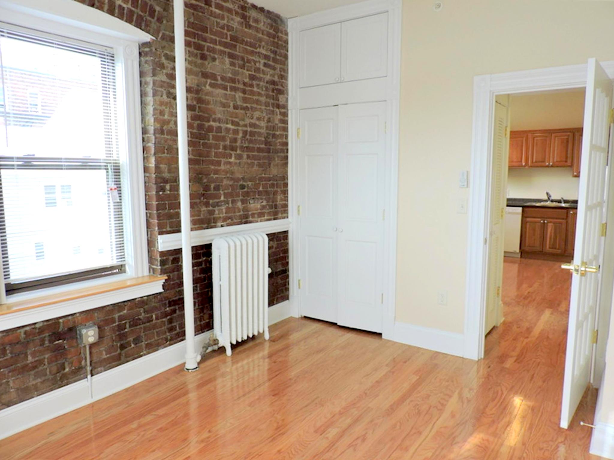 2 bed, 1 bath apartment for rent at 884 Massachusetts Unit 217, Central Square — photo 4 of 16