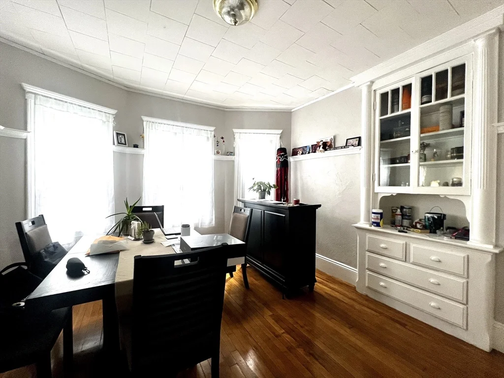 12 Bailey St, West Somerville