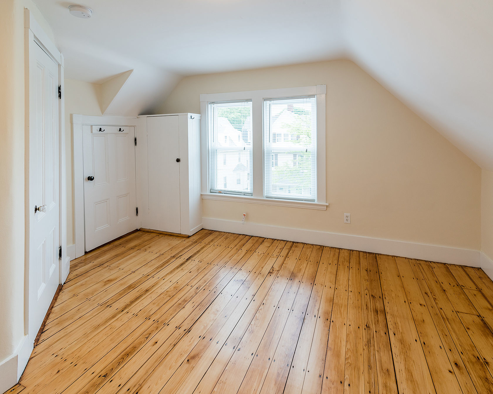 5 bed, 2 bath apartment for rent at 58 Saunders St Unit H, Allston — photo 7 of 17