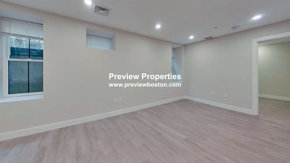 191 Porter St, East Boston