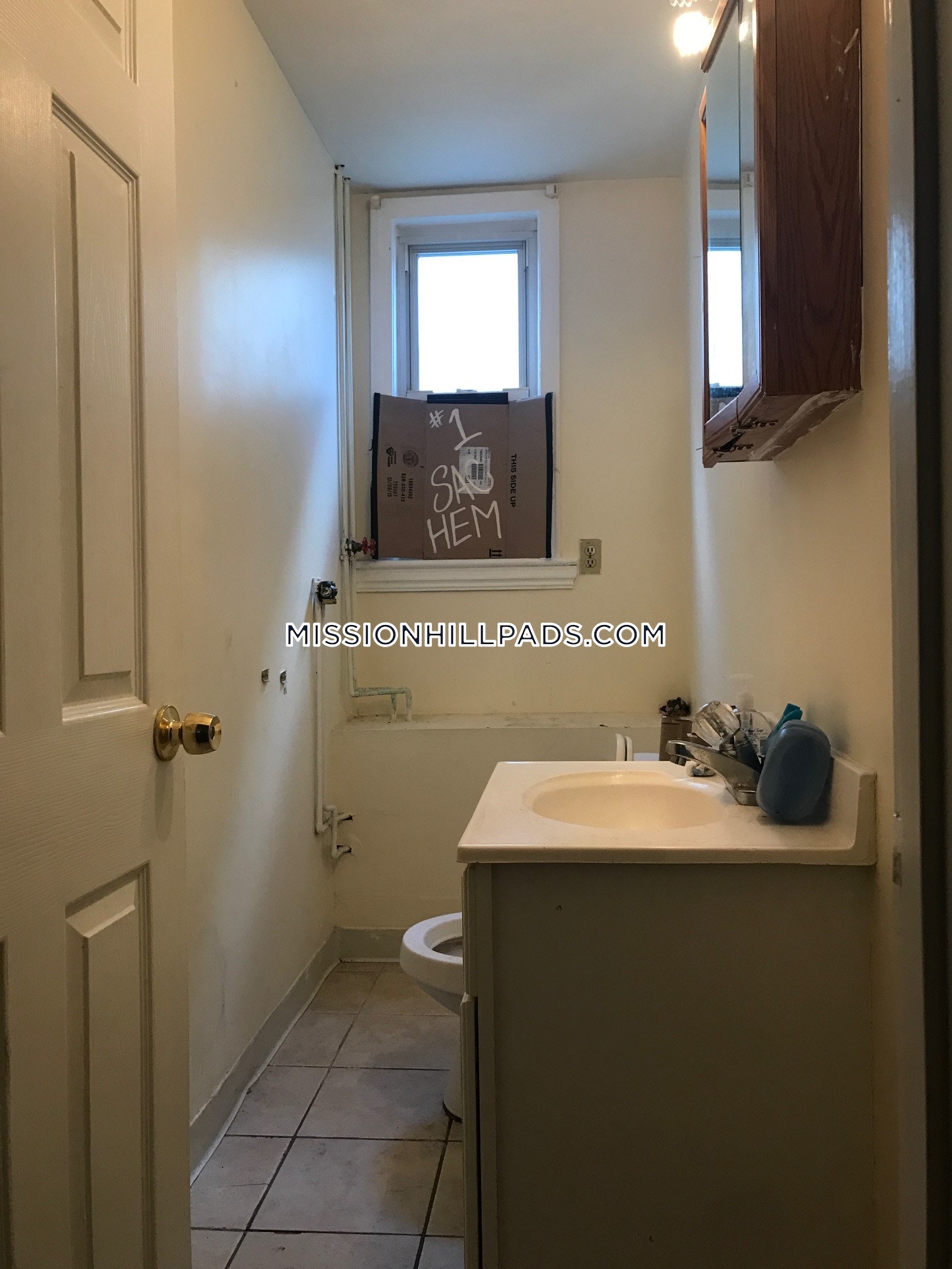 6 bed, 2.5 bath apartment for rent at 1 Sachem St Unit U3, Mission Hill — photo 22 of 45