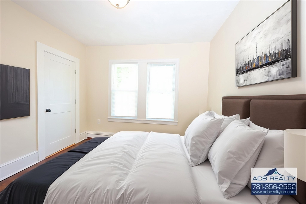 18 Pacific St, Rockland