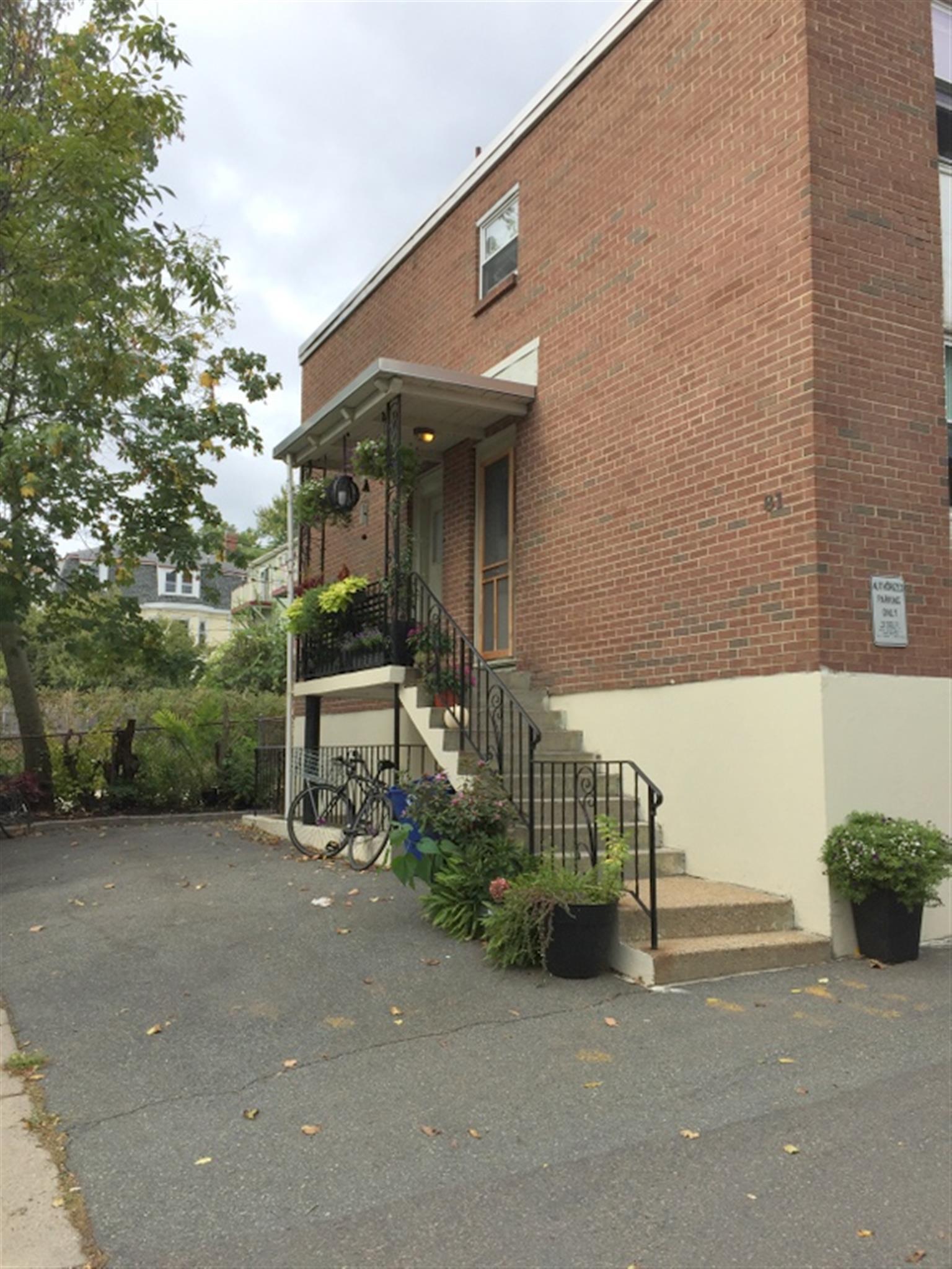 2 bed, 1 bath apartment for rent at 81 Summer St Unit 81-4, Union Square — photo 13 of 14