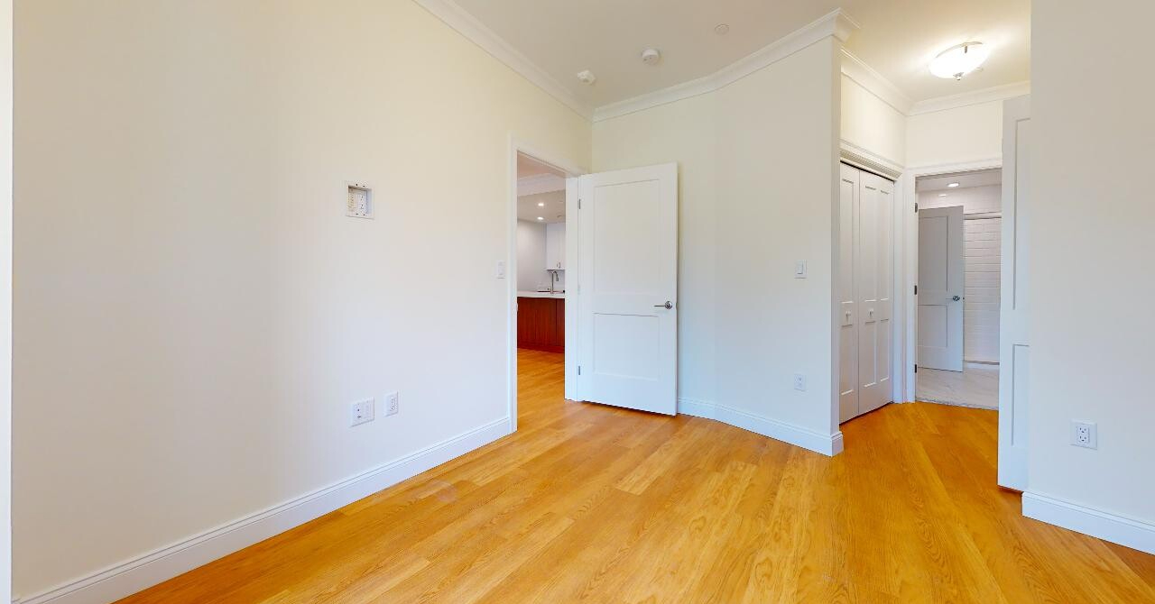 203 Ellery Ct, Chestnut Hill