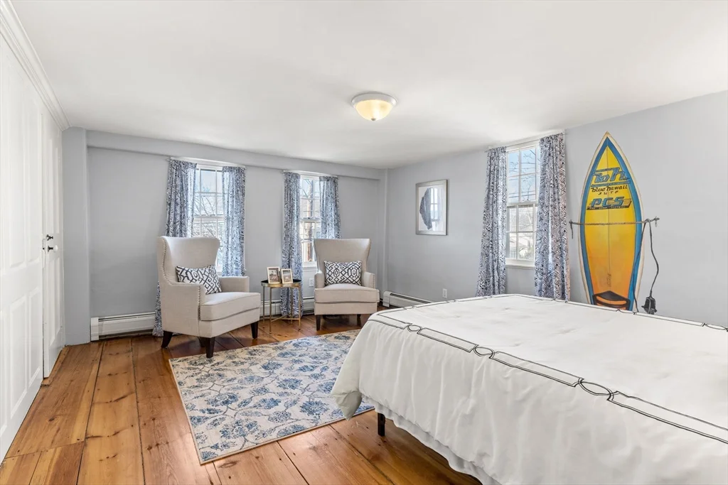 452 Main St, Amesbury