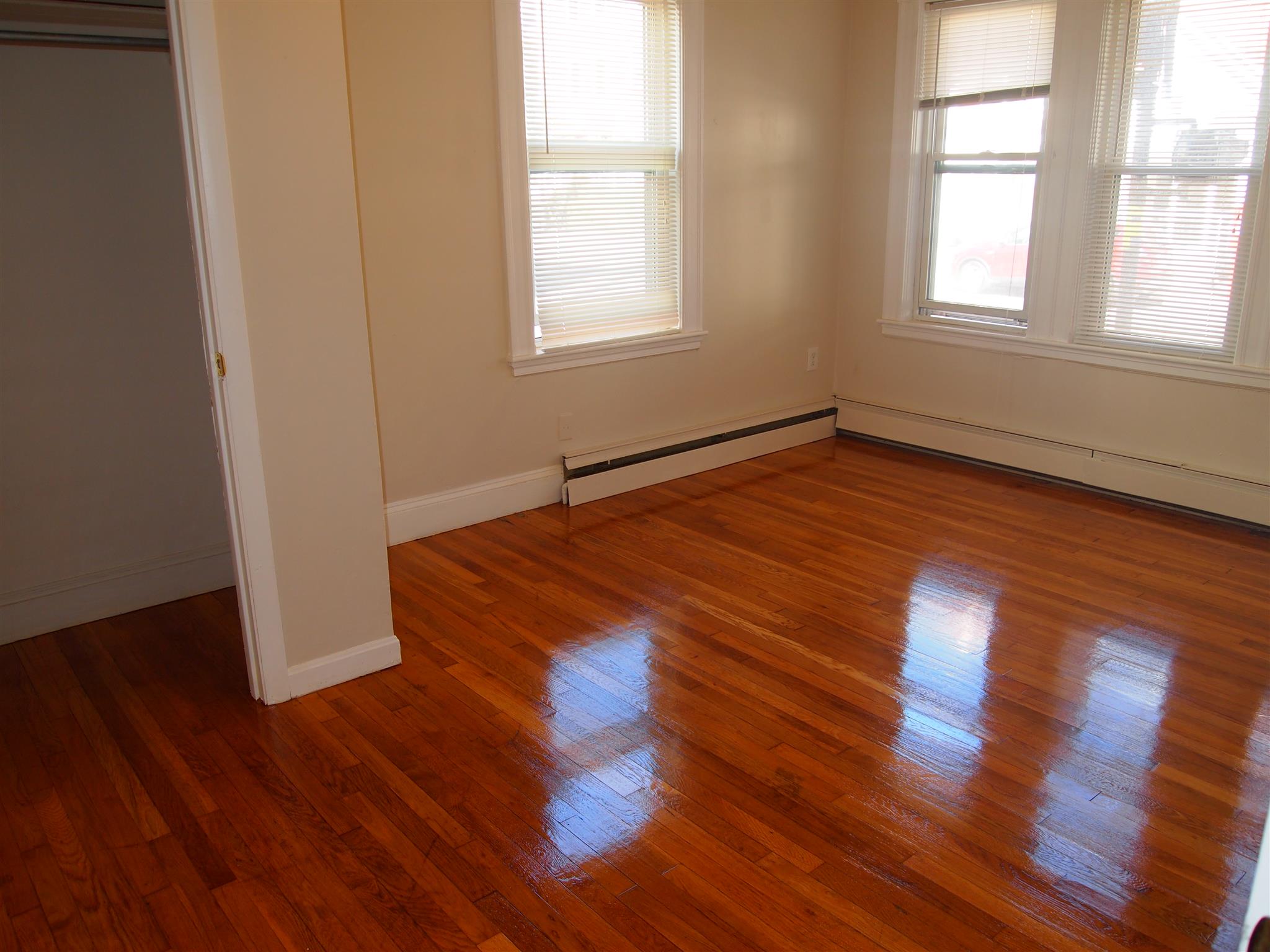 2 bed, 1 bath apartment for rent at 64 Beacon Unit 1B, Inman Square — photo 5 of 20
