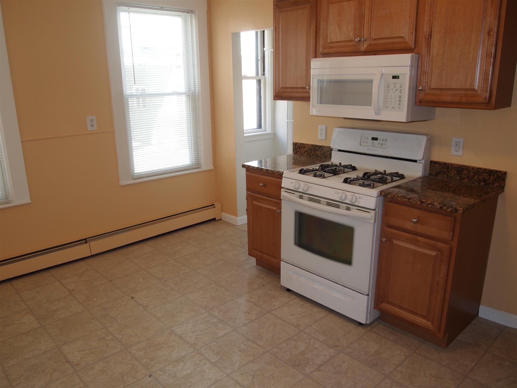 2 bed, 1 bath apartment for rent at 64 Beacon Unit 1B, Inman Square — photo 8 of 20