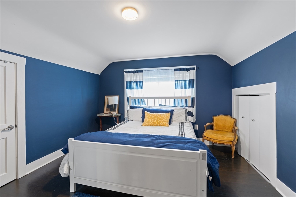 86 Chester Ave, Winthrop