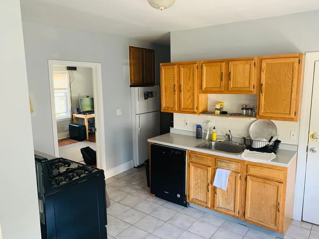 48 Cypress St, Watertown
