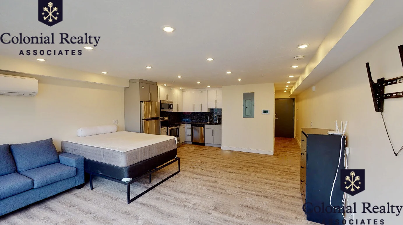 1026 Commonwealth Ave, North Brookline