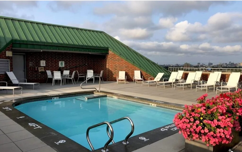 15 North Beacon St, Allston